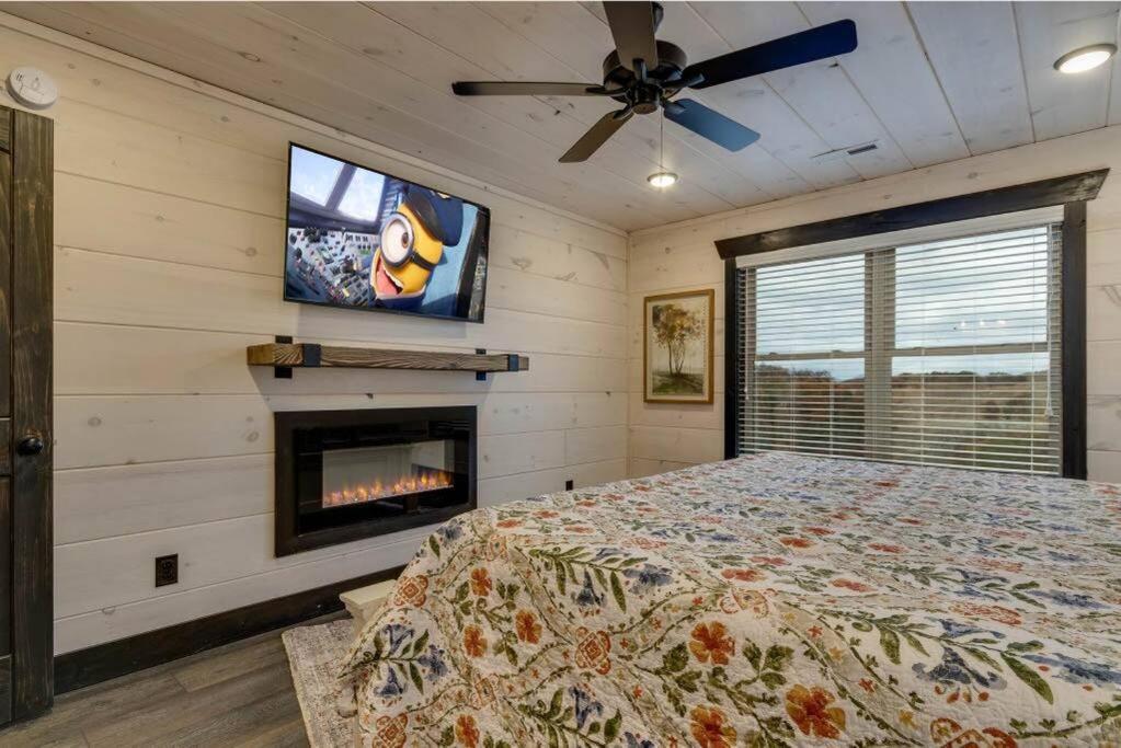Blue Moon Ridge: Brand New Cabin! 5 Bedrooms, Pool/Hot Tub, Theatre Pigeon Forge Esterno foto