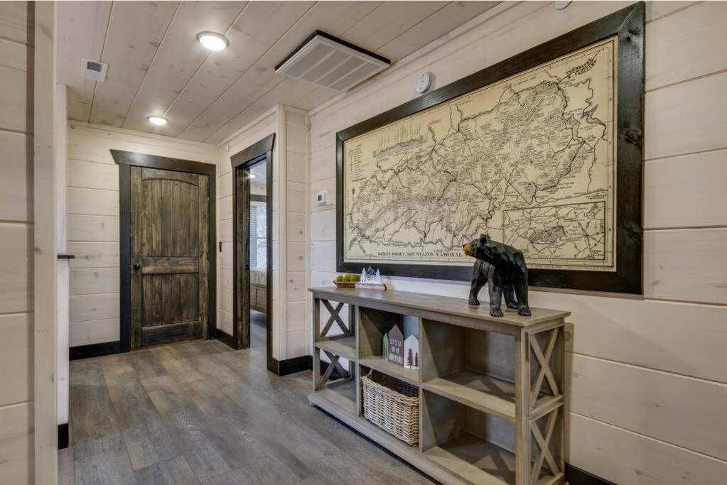 Blue Moon Ridge: Brand New Cabin! 5 Bedrooms, Pool/Hot Tub, Theatre Pigeon Forge Esterno foto