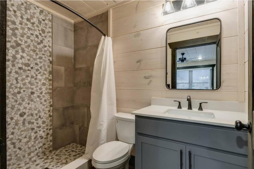 Blue Moon Ridge: Brand New Cabin! 5 Bedrooms, Pool/Hot Tub, Theatre Pigeon Forge Esterno foto