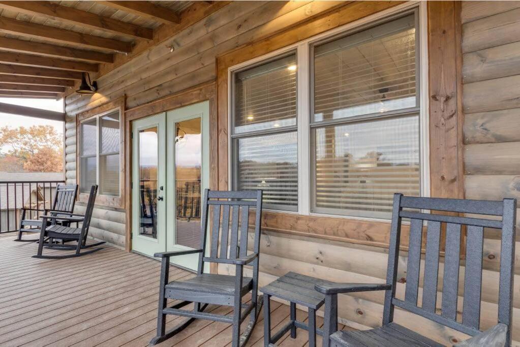 Blue Moon Ridge: Brand New Cabin! 5 Bedrooms, Pool/Hot Tub, Theatre Pigeon Forge Esterno foto